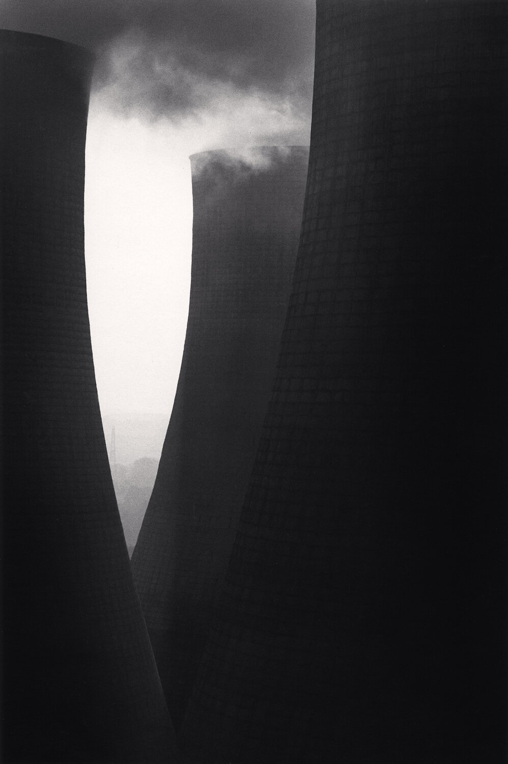 Ratcliffe Power Station, Study 15, Nottinghamshire, England, 1985 Michael Kenna Fotografie zu verkaufen