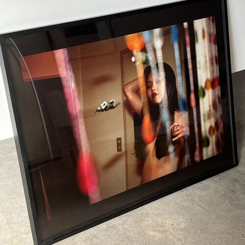 Yurie in Mirror van Nan Goldin, Fotografie te koop op Singulart