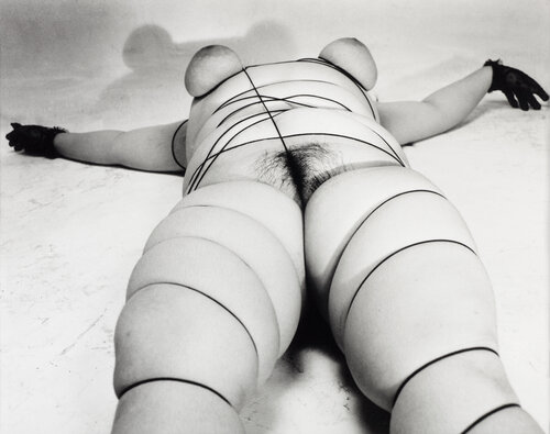 Untitled (Kinbaku) van Nobuyoshi Araki, Fotografie te koop op Singulart