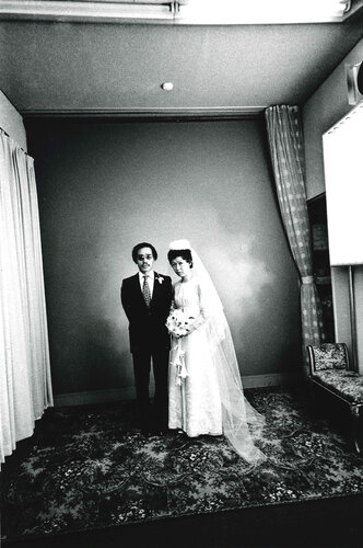 Untitled (Wedding), from the series »Sentimental Journey« van Nobuyoshi Araki, Fotografie te koop op Singulart
