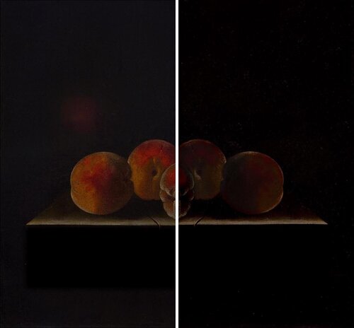 Three or More Peaches I van Ola Kolehmainen, Fotografie te koop op Singulart