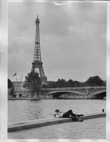 Paris de Robert Capa, Fotografía a la venta en Singulart