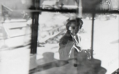 Exacta van Saul Leiter, Fotografie te koop op Singulart