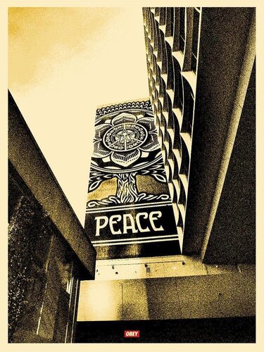 Obey Giant Peace Tree Gold Version par Shepard Fairey, Édition en vente sur Singulart