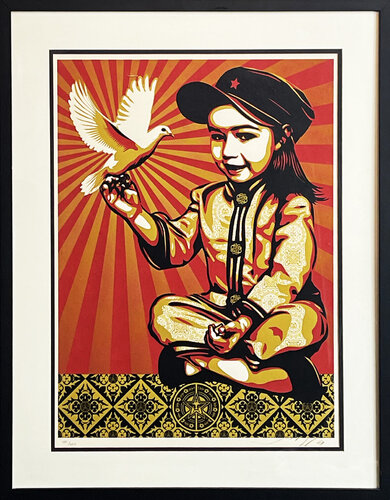 Vivi La Revolucion' (framed) **ON SALE** di Shepard Fairey, Stampa in vendita su Singulart
