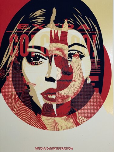 Shepard Fairey Media Target Kim Kardashian 2016 Signed OBEY Giant Print Street di Shepard Fairey, Stampa in vendita su Singulart