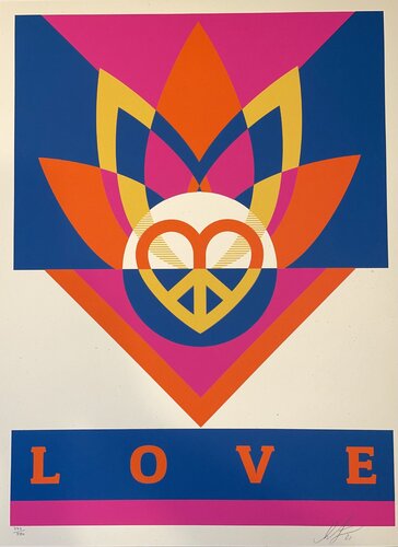 Shepard Fairey Obey Love Lotus Screen Print Signed & Numbered Contemporary Art Pop Pride van Shepard Fairey, Afdruk te koop op Singulart