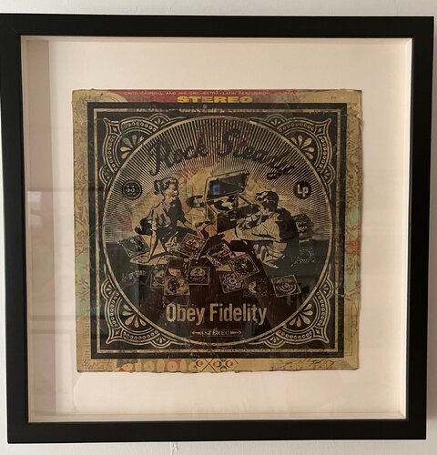 Rock Steady (Hand Painted Multiple on Vinyl Sleeve) par Shepard Fairey, Édition en vente sur Singulart