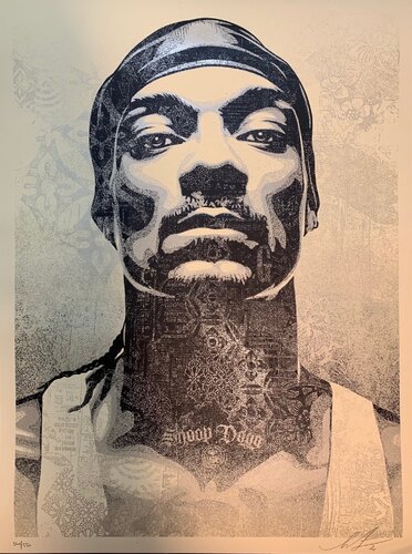 Shepard Fairey Print Snoop Dogg D-O Double G Obey Giant Rapper Silkscreen Street Art par Shepard Fairey, Édition en vente sur Singulart