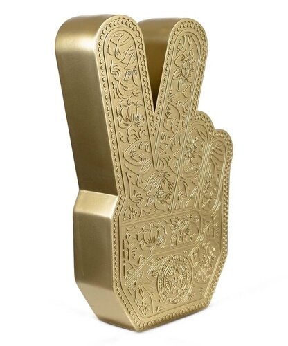 Peace Fingers Gold von Shepard Fairey, Skulptur kaufen auf Singulart