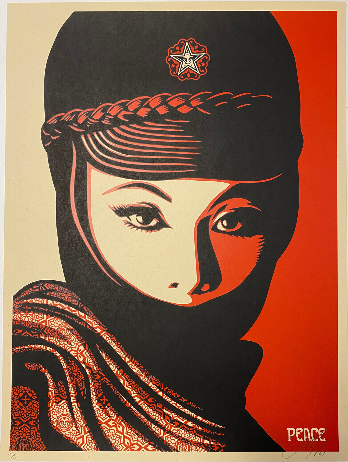 Mujer Fatal Shepard Fairey