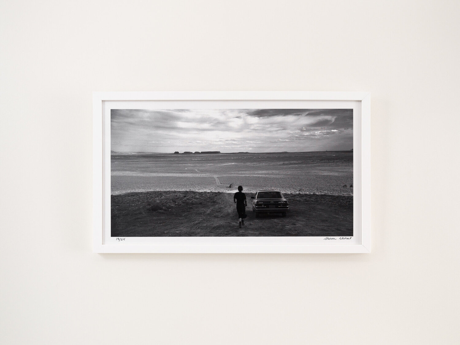 Film Still from Land of Dreams Shirin Neshat Fotografie zu verkaufen