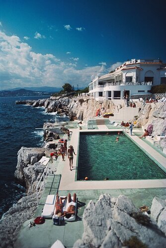 Hotel du Cap Eden-Roc van Slim Aarons, Fotografie te koop op Singulart