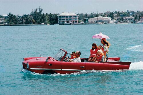 Sea Drive by Slim Aarons, Photography for Sale on Singulart