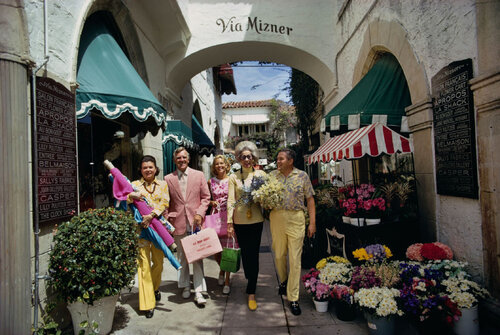 NEW Slim Aarons 'Via Mizner Palm Beach' Mid-century Modern Photography di Slim Aarons, Fotografia in vendita su Singulart