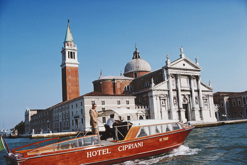 Slim Aarons 'Natale Rusconi' by Slim Aarons, 사진 for Sale on Singulart
