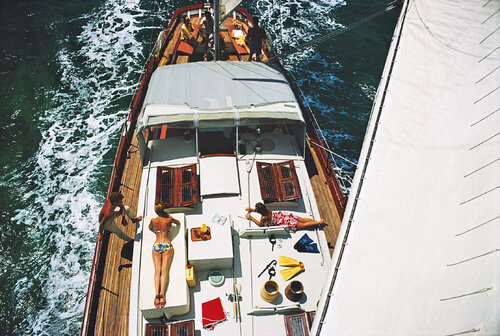 Slim Aarons 'Deck Dwellers' by Slim Aarons, Photography for Sale on Singulart