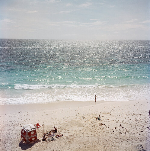 Slim Aarons 'Andros Island Bahamas' di Slim Aarons, Fotografia in vendita su Singulart