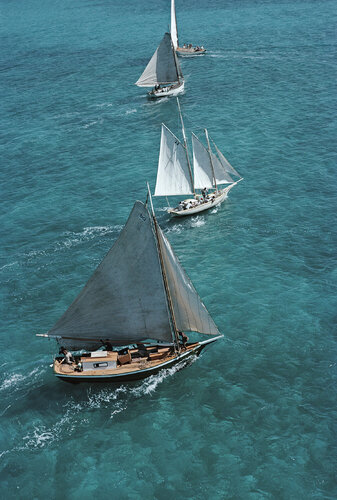 Slim Aarons 'Sailing In The Bahamas' de Slim Aarons, Fotografía a la venta en Singulart