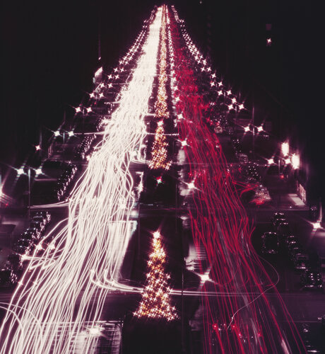 Slim Aarons 'Christmas Traffic' by Slim Aarons, Photography for Sale on Singulart