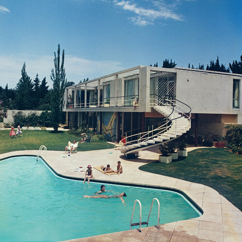 Slim Aarons 'South Africa Swimming Pool' by Slim Aarons, Photography for Sale on Singulart
