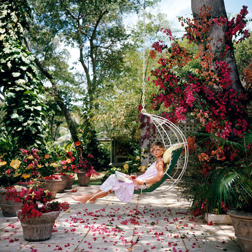 Slim Aarons 'Barbados Bliss' van Slim Aarons, Fotografie te koop op Singulart