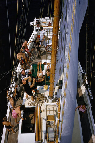 Slim Aarons 'Holiday In Boston' van Slim Aarons, Fotografie te koop op Singulart