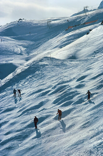 Slim Aarons 'Skiing At St. Moritz' by Slim Aarons, Photography for Sale on Singulart