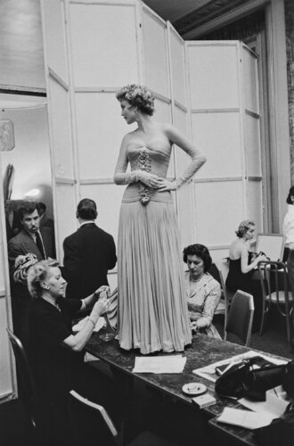 Slim Aarons 'Last-minute Adjustments' by Slim Aarons, Photography for Sale on Singulart