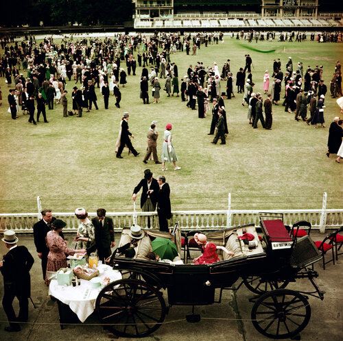 Slim Aarons 'Eton-Harrow Match' van Slim Aarons, Fotografie te koop op Singulart