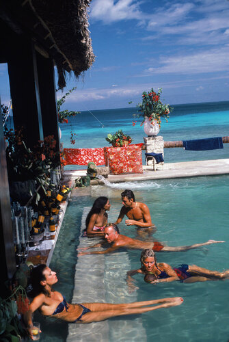 Slim Aarons 'Plantation Cocoyer' by Slim Aarons, Photography for Sale on Singulart
