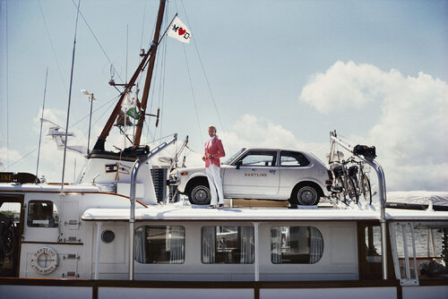 Slim Aarons 'No Transport Problems' von Slim Aarons, Fotografie kaufen auf Singulart