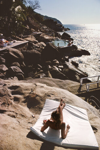 Slim Aarons 'Las Brisas' de Slim Aarons, Fotografía a la venta en Singulart