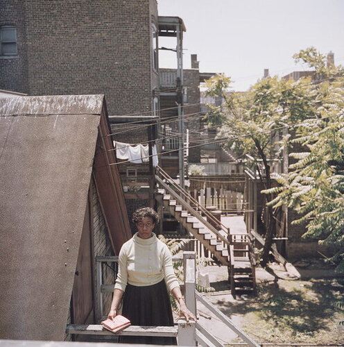 Slim Aarons 'Gwendolyn Brooks, Chicago Poet' by Slim Aarons, 사진 for Sale on Singulart