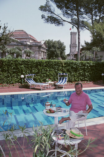 Slim Aarons 'Maccioni By His Pool' by Slim Aarons, Photography for Sale on Singulart