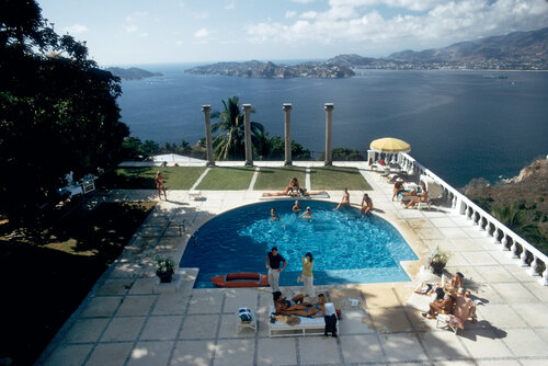Slim Aarons 'Villa Nirvana' by Slim Aarons, Photography for Sale on Singulart