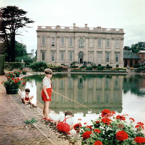 Slim Aarons 'Boy Baron' by Slim Aarons, Photography for Sale on Singulart