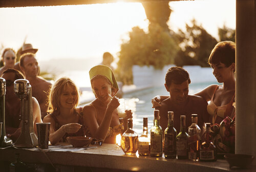 Slim Aarons 'Villa Vera' by Slim Aarons, Photography for Sale on Singulart