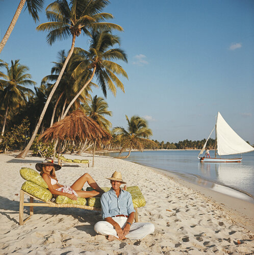 Slim Aarons 'Minnie And Dru Montagu' by Slim Aarons, Photography for Sale on Singulart