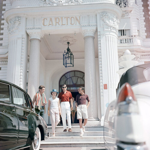 Slim Aarons 'Staying At The Carlton' by Slim Aarons, Photography for Sale on Singulart
