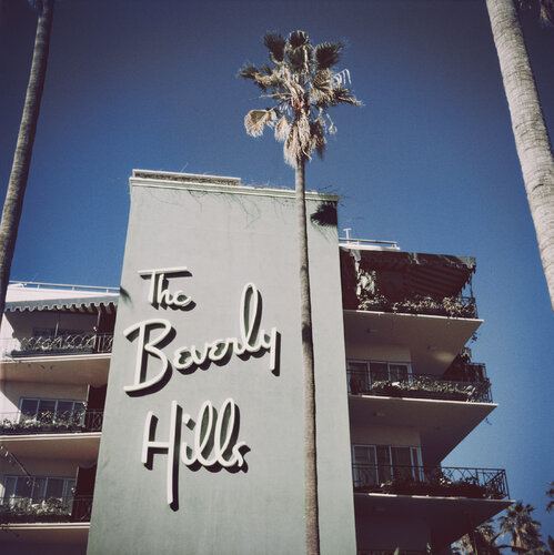Slim Aarons 'Beverly Hills Hotel' by Slim Aarons, Photography for Sale on Singulart
