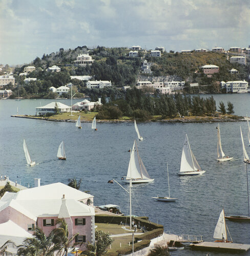 Slim Aarons 'Bermuda View' by Slim Aarons, 写真 for Sale on Singulart