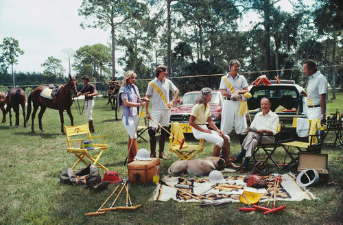 Slim Aarons 'Polo Party' di Slim Aarons, Fotografia in vendita su Singulart