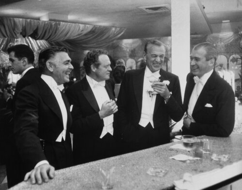 Slim Aarons 'Kings Of Hollywood' van Slim Aarons, Fotografie te koop op Singulart
