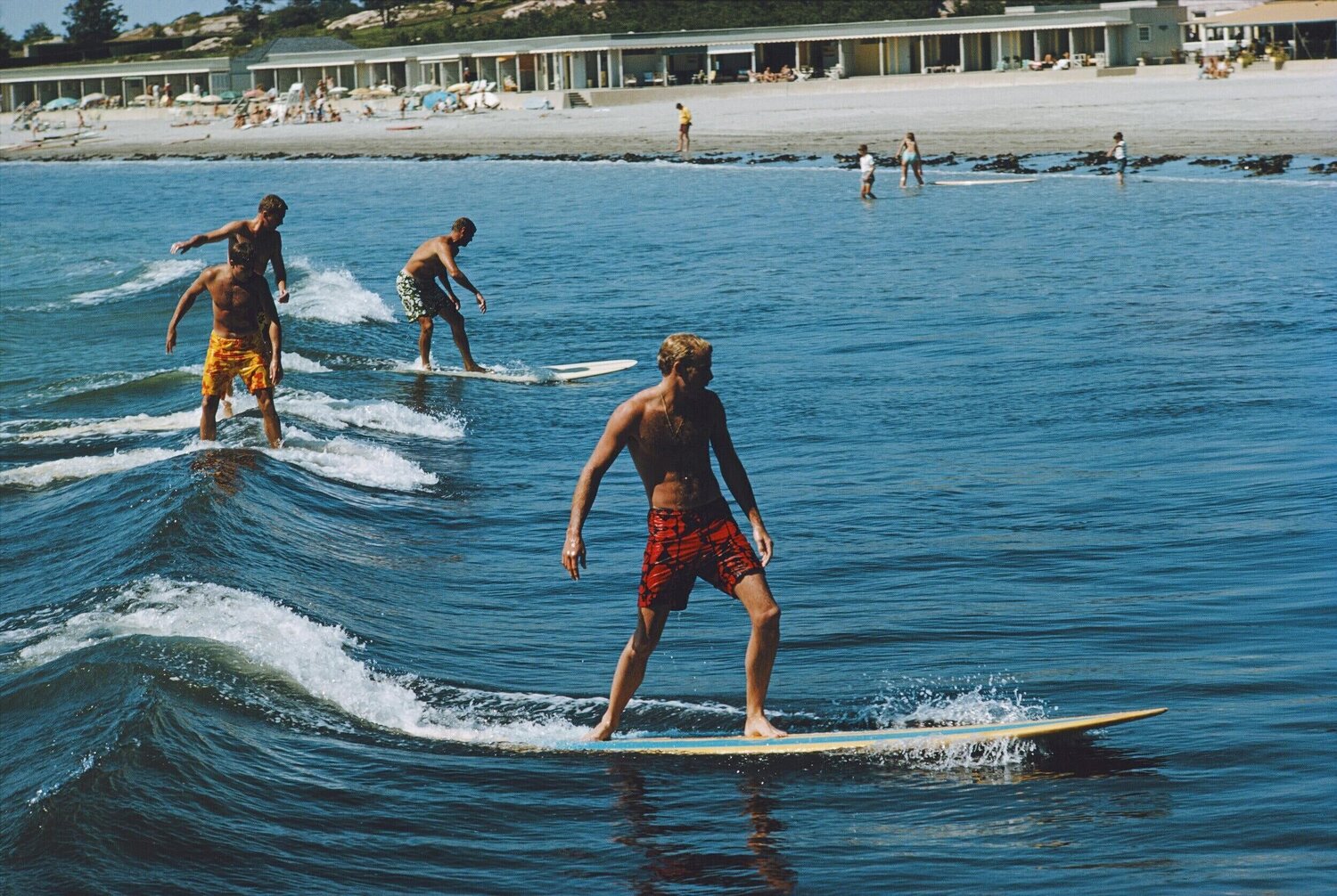 Surfing Brothers Slim Aarons Fotografia in vendita