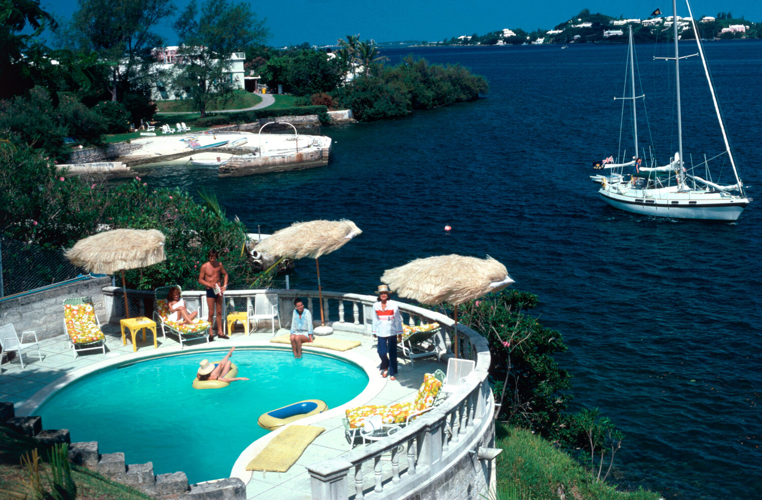 Slim Aarons 'Bermuda Idyll' Slim Aarons Fotografia in vendita