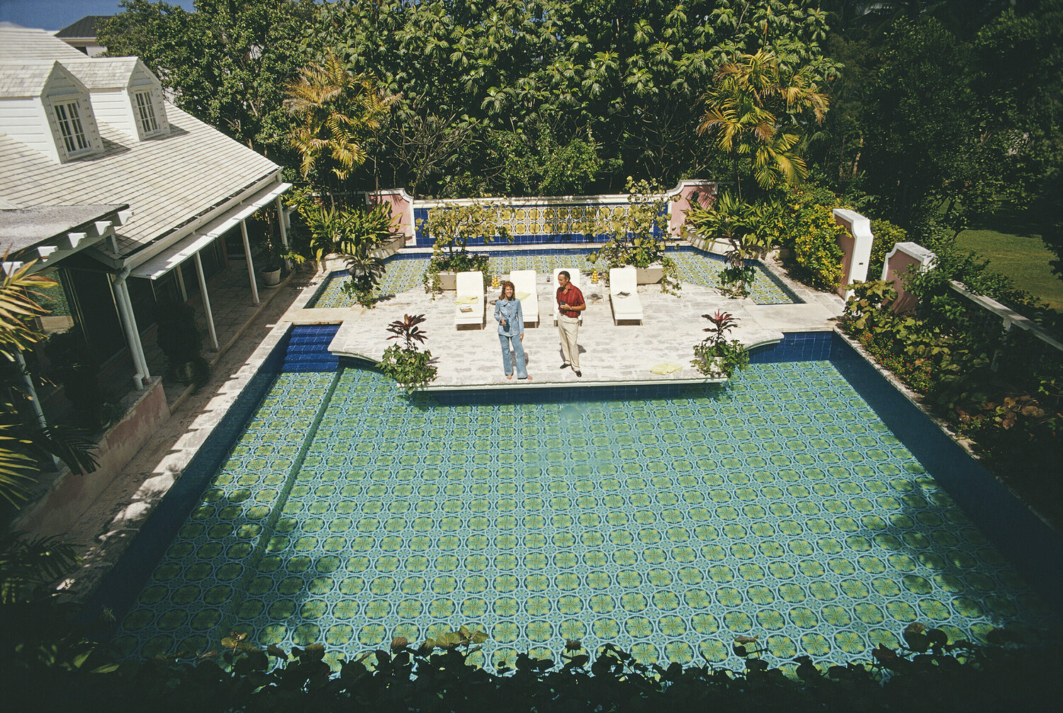 Slim Aarons 'The Butlers' Slim Aarons Fotografia in vendita
