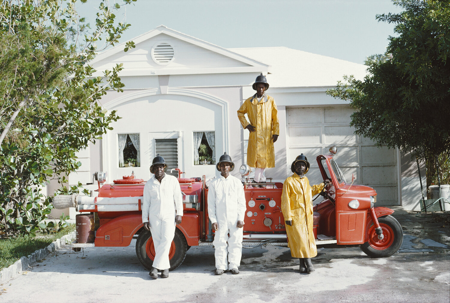 Slim Aarons 'Lyford Cay Fire Service' Slim Aarons Fotografia in vendita