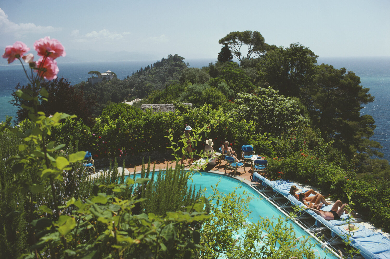 Slim Aarons 'Casa Montefino' Slim Aarons Fotografia in vendita