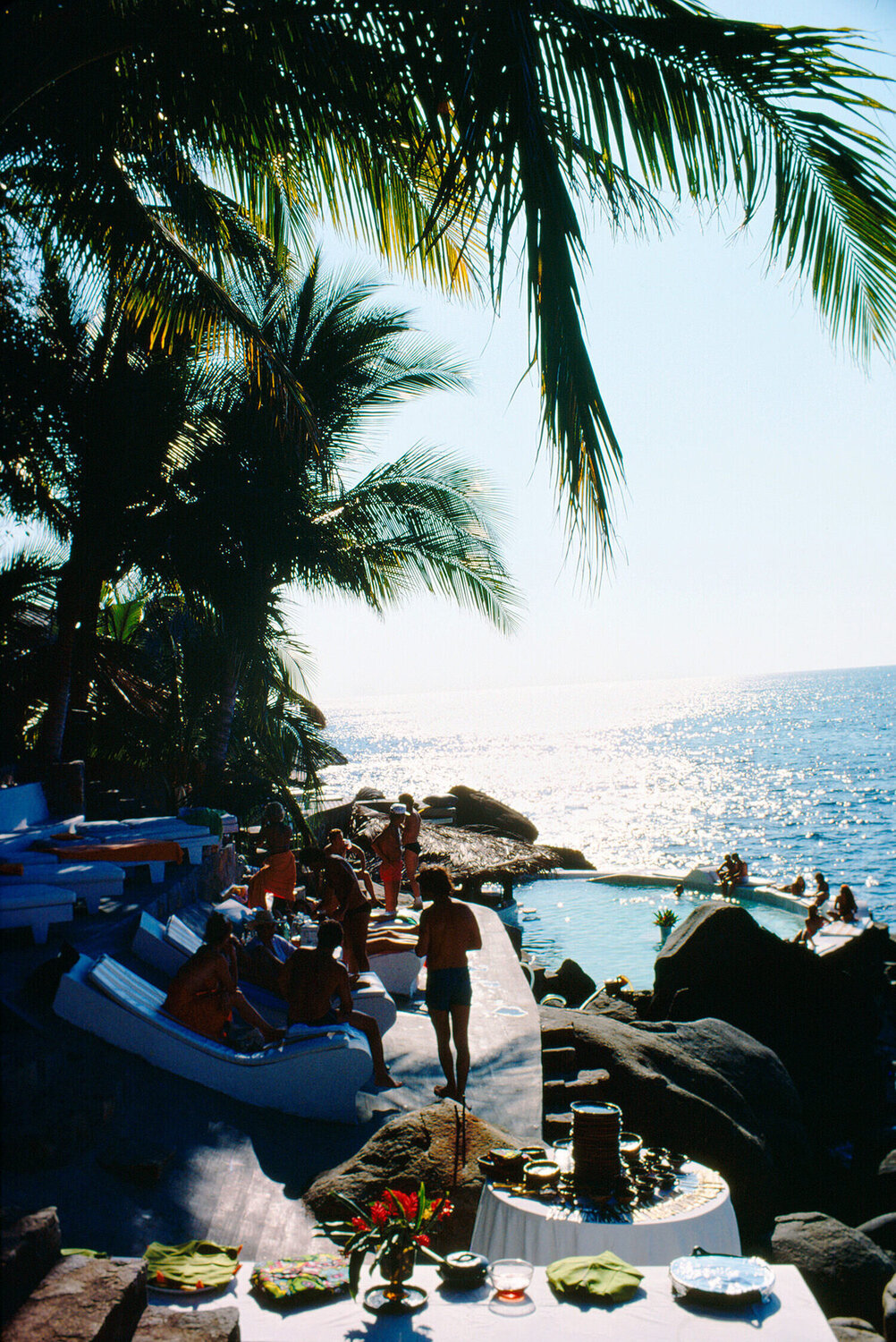 Slim Aarons 'Las Brisas' Slim Aarons Fotografia in vendita